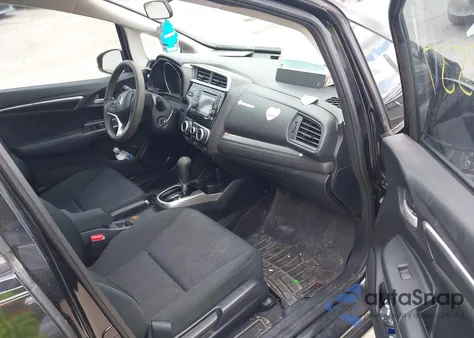 2019 Honda Fit Lx из США, поврежденный, VIN 3HGGK5H47KM710737